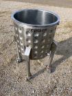 Used- Jacketed Tank, Approximate 20 Gallon, Stainless Steel, Vertical. Approximate 18