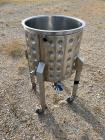 Used Jacketed Tank, Approximate 20 Gallon, Stainless Steel, Vertical. Approximate 18