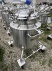 Used- Stainless Steel 120 Liter / 31.7 Gallon Jacketed Tank, Stainless Steel, Vertical. Approximate 20