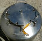 USED: Tank, 25 gallon, 304 stainless steel, vertical. 18