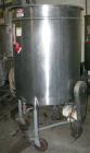 USED: Tank, 225 gallon, 304 stainless steel, vertical. 38