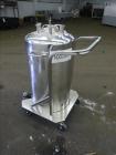 Used Alloy Products Pressure Tank, 25 Gallon, 316 Stainless Steel, Vertical. Approximate 18