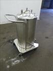 Used- Alloy Products Pressure Tank, 25 Gallon, 316 Stainless Steel, Vertical. Approximate 18