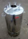 Used- Alloy Products Pressure Tank, 25 Gallon, 316L Stainless Steel, Vertical. Approximate 18