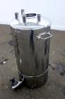 Used Alloy Products Pressure Tank, 25 Gallon, 316L Stainless Steel, Vertical. Approximate 18