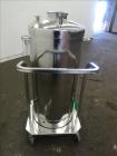 Used- Alloy Products Pressure Tank, 30 Gallon, 316L Stainless Steel, Vertical. Approximate 18