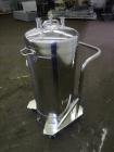 Used Alloy Products Pressure Tank, 30 Gallon, 316 Stainless Steel, Vertical. Approximate 18