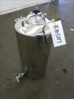Used Alloy Products Pressure Tank, 6 Gallon, 316L Stainless Steel, Vertical. Approximate 12
