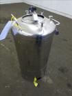Used Alloy Products Pressure Tank, 6 Gallon, 316L Stainless Steel, Vertical. Approximate 12