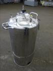 Used Alloy Products Pressure Tank, 6 Gallon, 316L Stainless Steel, Vertical. Approximate 12