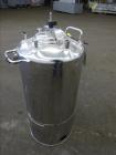 Used- Alloy Products Pressure Tank, 6 Gallon, 316L Stainless Steel, Vertical. Approximate 12