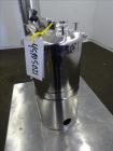 Used Alloy Products Pressure Tank, 2 Gallon, 316 Stainless Steel, Vertical. Approximate 9