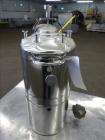 Used Alloy Products Pressure Tank, 2 Gallon, 316 Stainless Steel, Vertical. Approximate 9