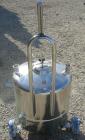 USED: Alloy Products pressure tank, 13 gallon, 316 stainless steel, vertical. 18