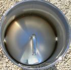 USED: Alloy Products pressure tank, 13 gallon, 316 stainless steel, vertical. 12