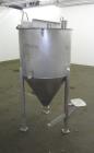 Used Apache Stainless Equipment Tank, 60 Gallon, 304 Stainless Steel, Vertical.