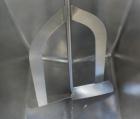 Used Cherry Burrell 3 Compartment Tank, approximately 390 total gallons, 130 gallon each compartment, model UAMS375R, 304 stainless steel, horizontal. Each compartment measures approximately 36