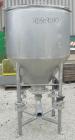 Used Dairy Craft tank, 175 gallon, 304 stainless steel, vertical. 42