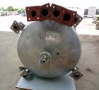 Used Eastern Manufacturing Pressure Tank, 275 Gallon, 316L Stainless Steel, Vertical. Approximate 48