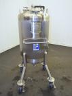 Used Feldmeier Pressure Tank, 200 liter (52.8 gallon), 316 L stainless steel, vertical. Approximately 24