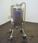 Used Feldmeier Pressure Tank, 200 liter (52.8 gallon), 316 L stainless steel, vertical. Approximately 24