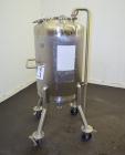 Used- Feldmeier Pressure Tank, 200 liter (52.8 gallon), 316 L stainless steel, vertical. Approximately 24