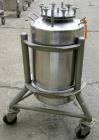 Used- Groen Tank, 18 Gallon, 316 Stainless Steel, Vertical. 15-1/2