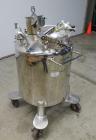 Used- Lee Industries Pressure Mix Tank, 200 Liter, Model 200 LDBT