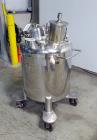 Used- Lee Industries Pressure Mix Tank, 200 Liter, Model 200 LDBT