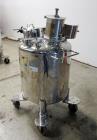 Used- Lee Industries Pressure Mix Tank, 200 Liter, Model 200 LDBT