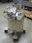 Used- Lee Industries Pressure Mix Tank, 200 Liter, Model 200 LDBT