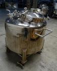 Used- Lee Industries Pressure Mix Tank, 500 Liter, Model 500 LDBT