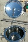 USED: Lee Industries tank, 9 gallon, 304 stainless steel, vertical. 12