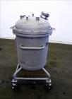 Used- Meyer Tool & Mfg Pressure Tank Filter, 200 Liter (52.83 Gallon) Capacity, 316L Stainless Steel, Vertical. 23.625