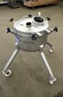 Used Mueller 60 Liter (15.8 Gallon) Tank, 316 Stainless Steel, Vertical. Approximate 20