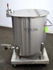 Used Water Cooling Corporation Tank, 100 Gallon, 304 Stainless Steel, Vertical. Approximate 31