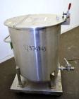 Used Water Cooling Corporation Tank, 100 Gallon, 304 Stainless Steel, Vertical. Approximate 31