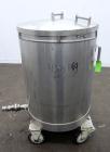 Used Tank, 100 Gallon, 304 Stainless Steel, Vertical. Approximate 31