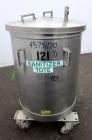 Used Tank, 100 Gallon, 304 Stainless Steel, Vertical. Approximate 31