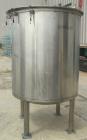 Used Tank, 440 Gallon, 304 Stainless Steel, Vertical. 48