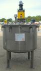 Used Tank, 250 Gallon, 304 Stainless Steel, Vertical. 48