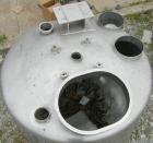 Used Tank, 300 Gallon, 316 Stainless Steel, Vertical. Approximately 52