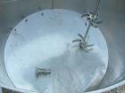 Used Tank, 425 gallon, 316 stainless steel, vertical. Approximately 54