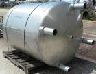 Used Tank, 375 Gallon, 304 Stainless Steel, Vertical. Approximately 46