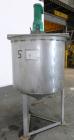 Used- Tank, 275 Gallon, 304 Stainless Steel, Vertical. Approximate 44-3/4