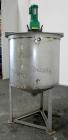 Used- Tank, 275 Gallon, 304 Stainless Steel, Vertical. Approximate 44-3/4