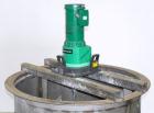 Used Tank, 275 Gallon, 304 Stainless Steel, Vertical. Approximate 44-3/4
