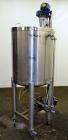 Used Tank, 90 Gallon, 304 Stainless Steel, Vertical. Approximate 28