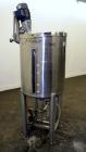 Used Tank, 90 Gallon, 304 Stainless Steel, Vertical. Approximate 28