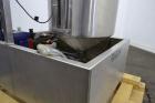 Used Tank, 25 Gallon, 304 Stainless Steel, Vertical. Approximate 18